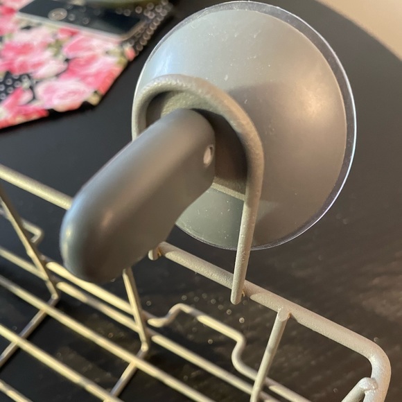 Suction Cup Bathroom Storage Basket - Grey - Picture 5 of 8